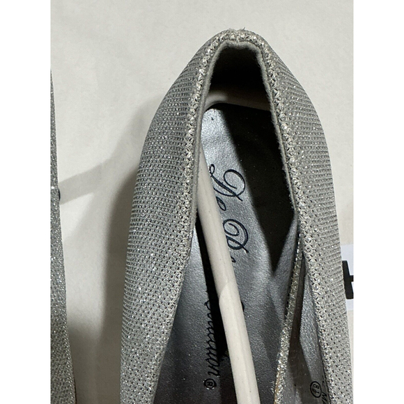 Womans De Blossom Collection 8.5 Silver Sparkly Platform Heel Dress Shoe - Picture 6 of 11